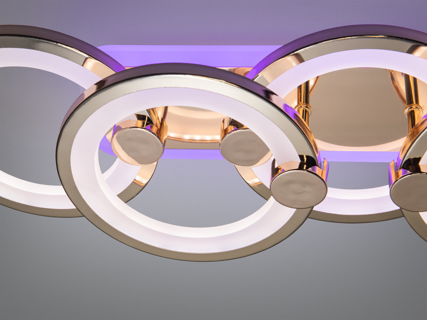 Стельова LED люстра Diasha 8022 золото 65W з підсвічуванням і пультом