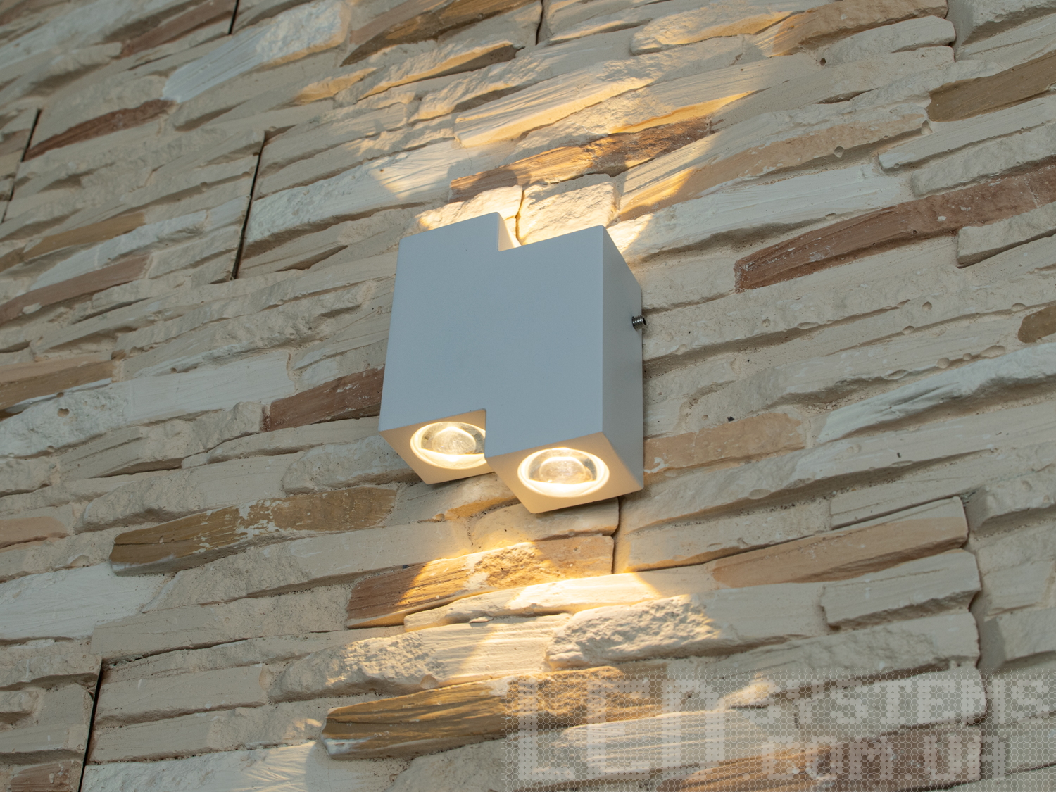  Багатопроменева архітектурна LED підсвітка