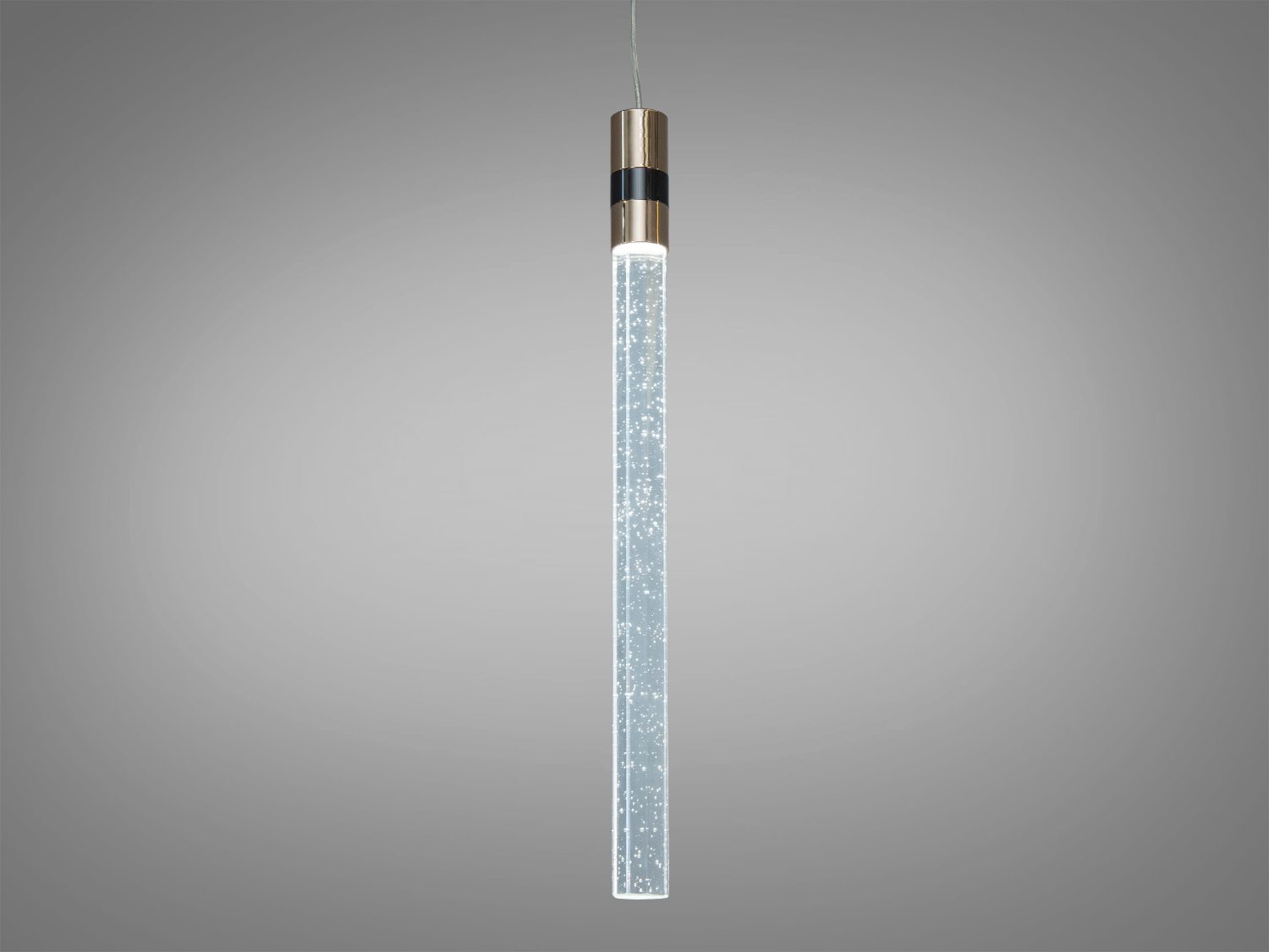 Підвісний світильник з прозорою акриловою трубкою, що створює ефект бульбашок. Ідеально підходить для сучасних інтер′єрів.