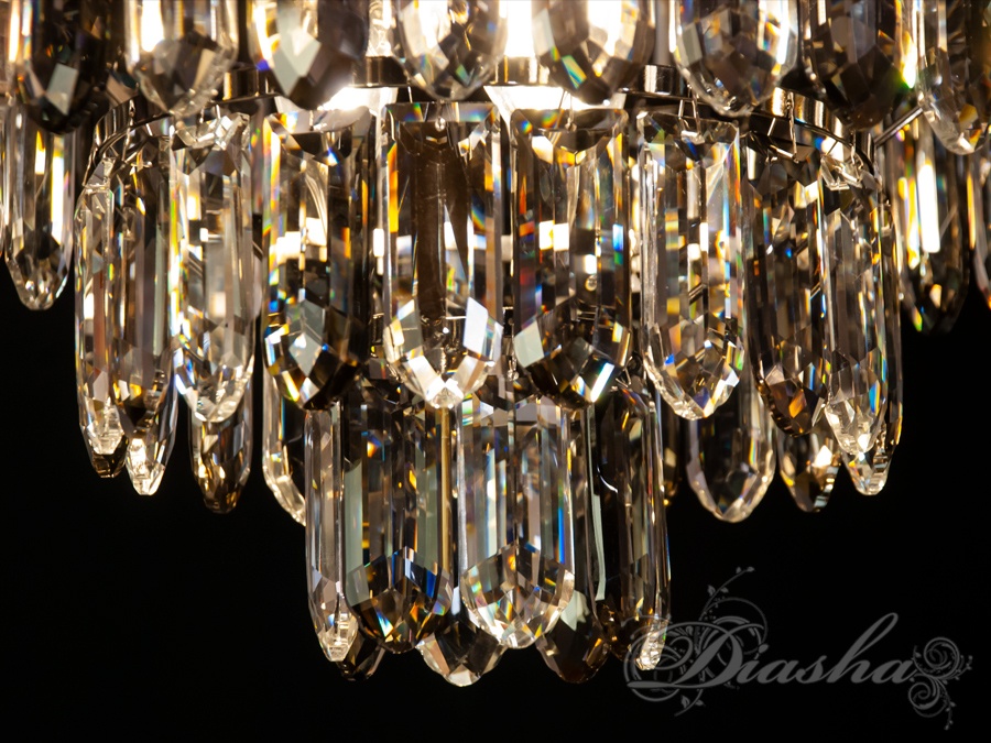 Сучасна кришталева люстра