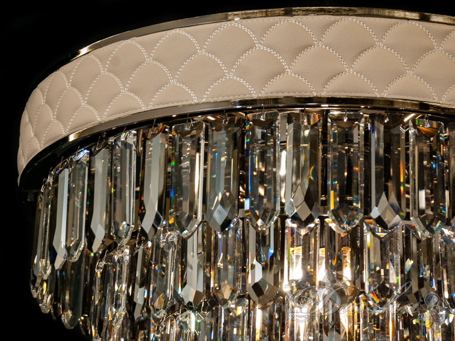 Витончена, естетично приваблива, гармонійна кришталева люстра на 12 ламп, діаметром 60 см, колір: чорний хром+білий