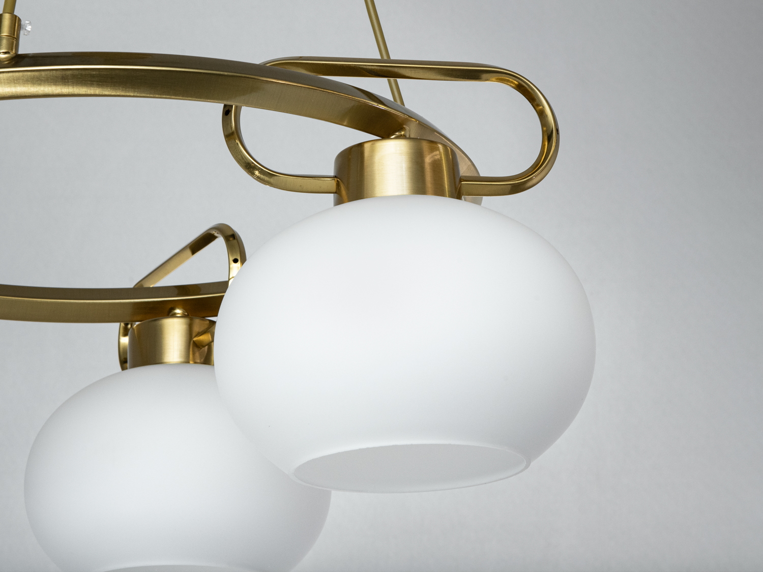 Підвісна кругла люстра Diasha бронза 3 плафони