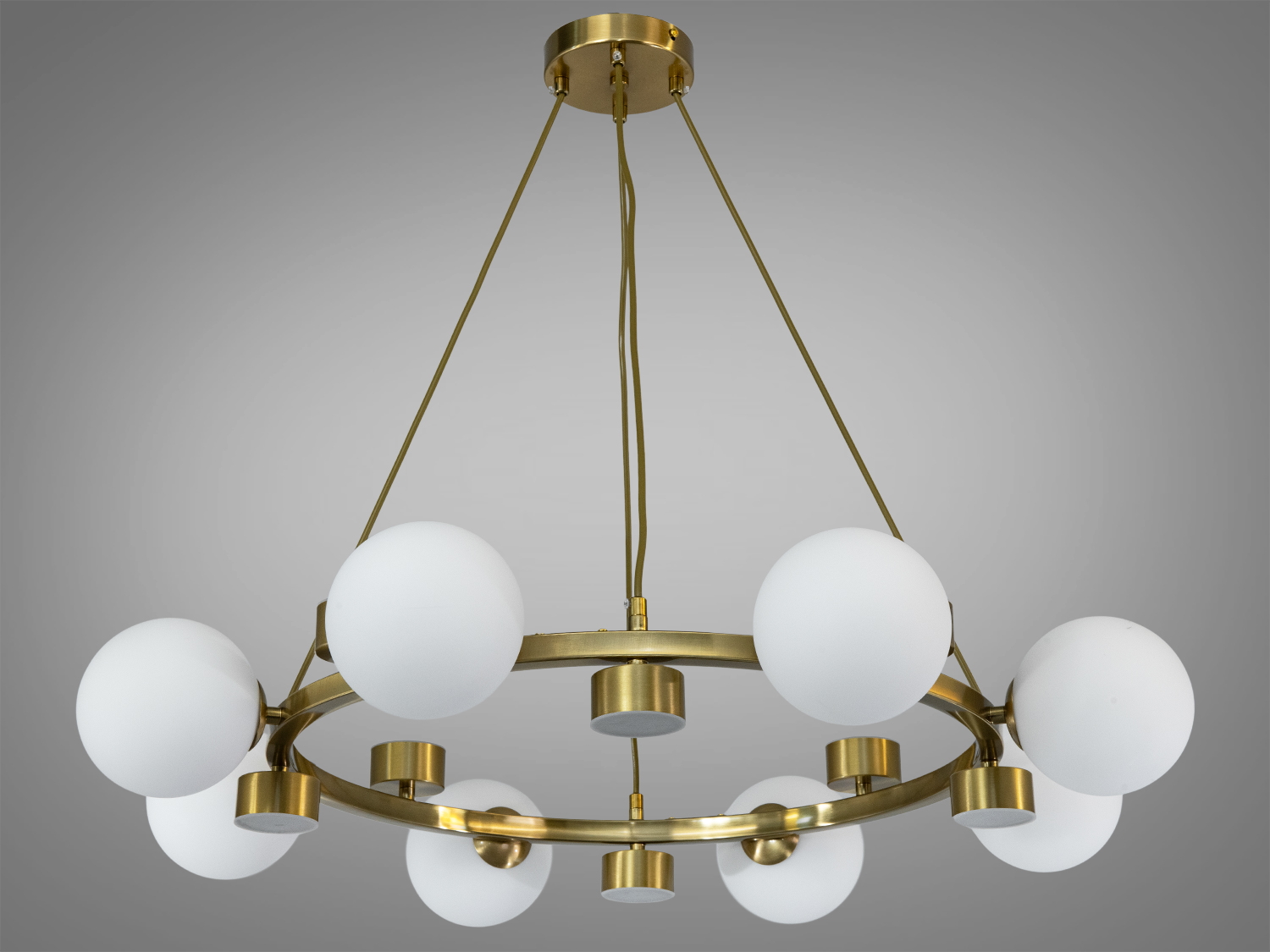Підвісна люстра Diasha Loft у бронзі: 8 кулястих плафонів + 8 LED елементів, сумарно близько 30 Вт. Кругла форма, м’яке розсіювання світла для сучасних інтер’єрів.