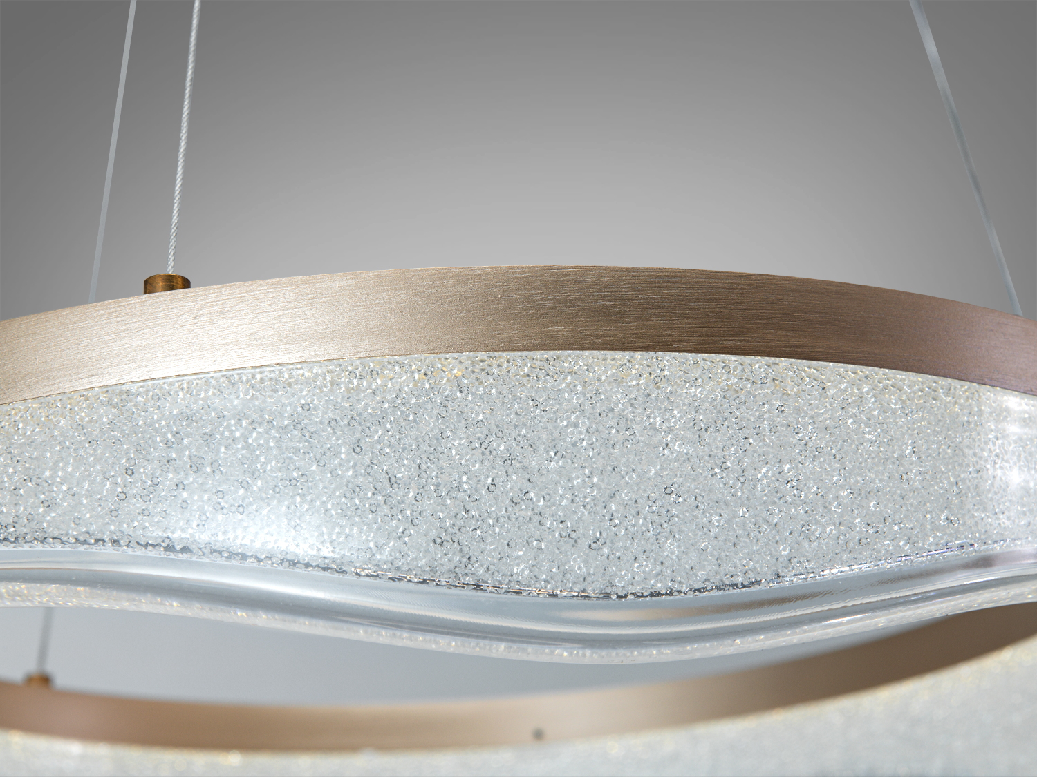 Підвісна LED люстра з пультом шампань 122 Вт