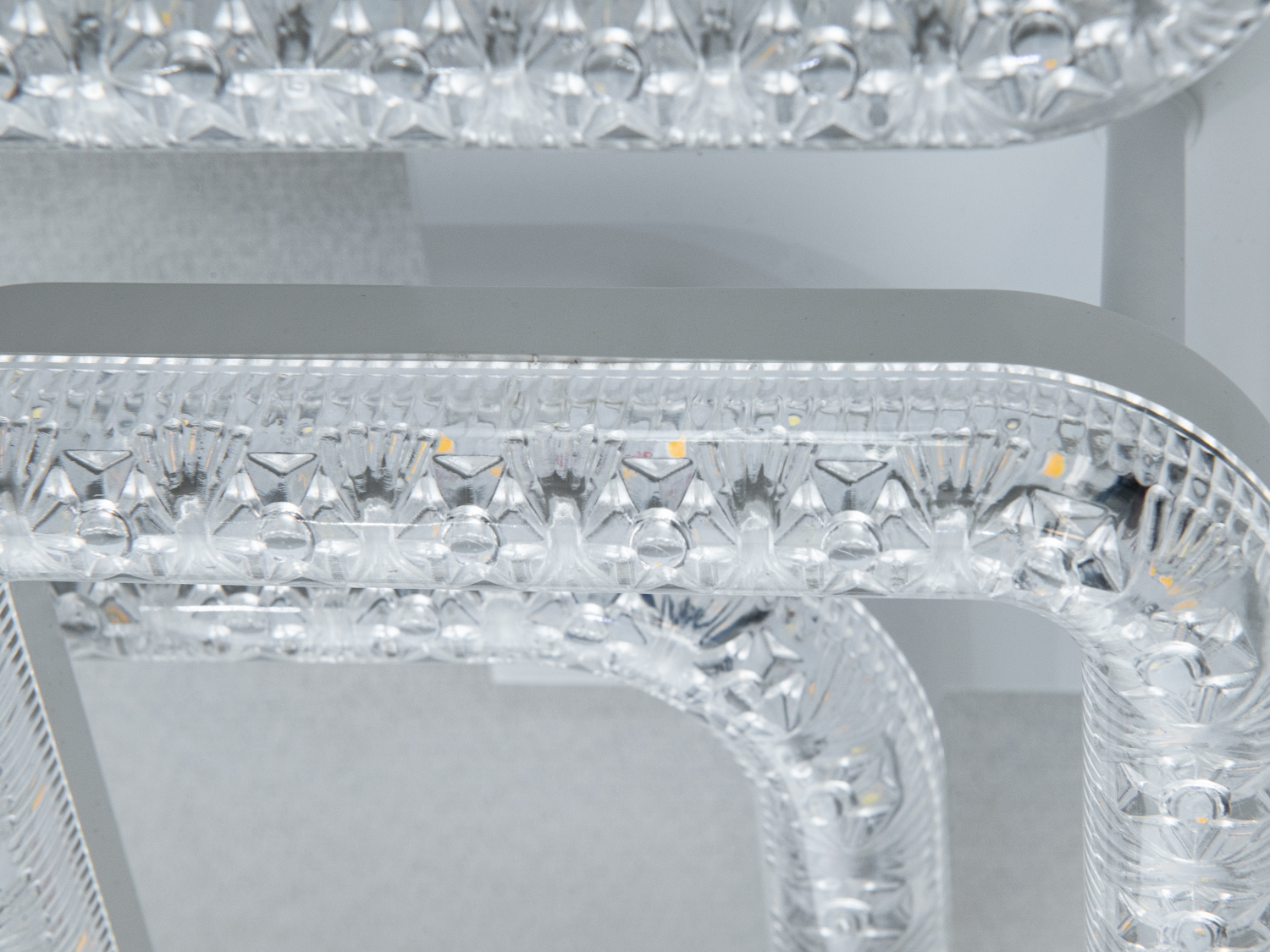 Стельова LED люстра біла 140W 8 модулів до 24м²