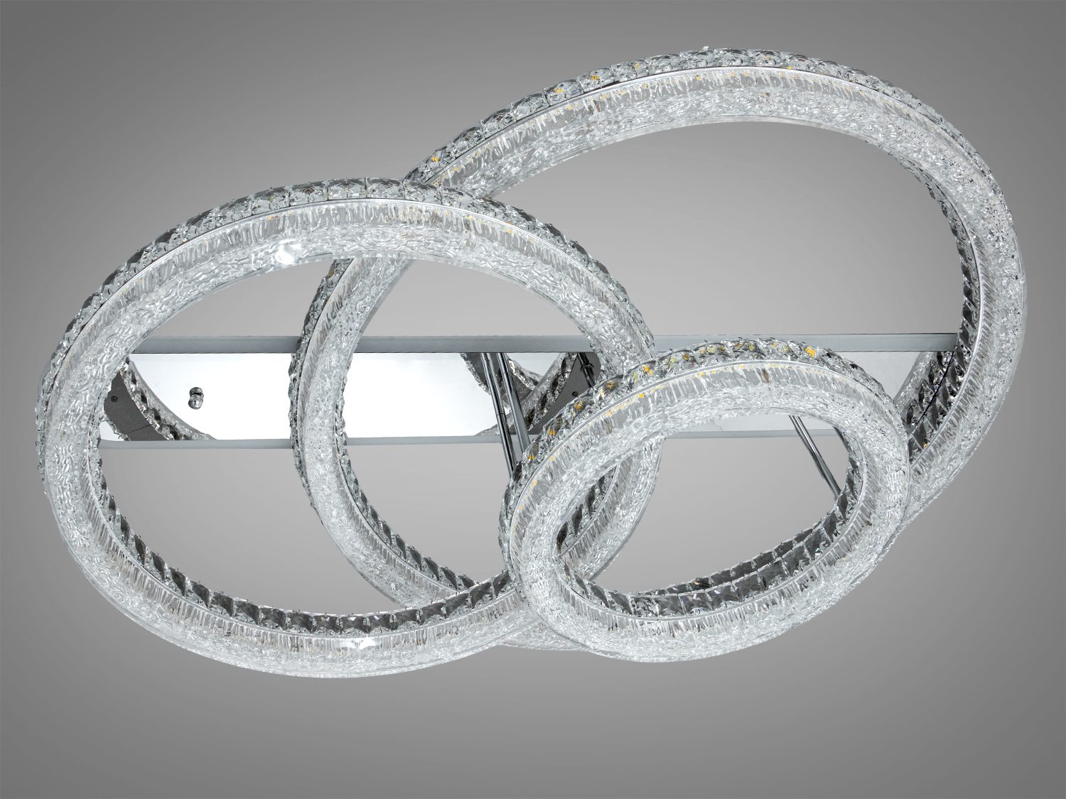 Стельова LED люстра три кільця хром 280W пульт