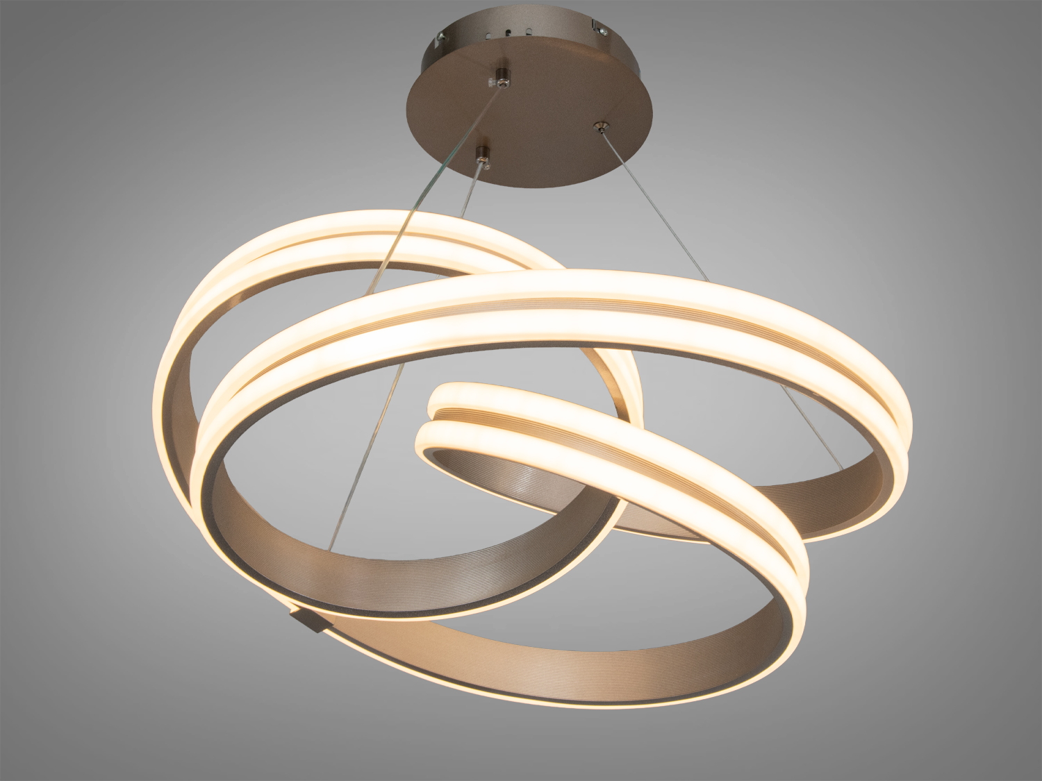 Світильник з LED підсвіткою, виконаний у вигляді переплетених кілець. Підходить для монтажу на стелі в сучасних інтер′єрах.