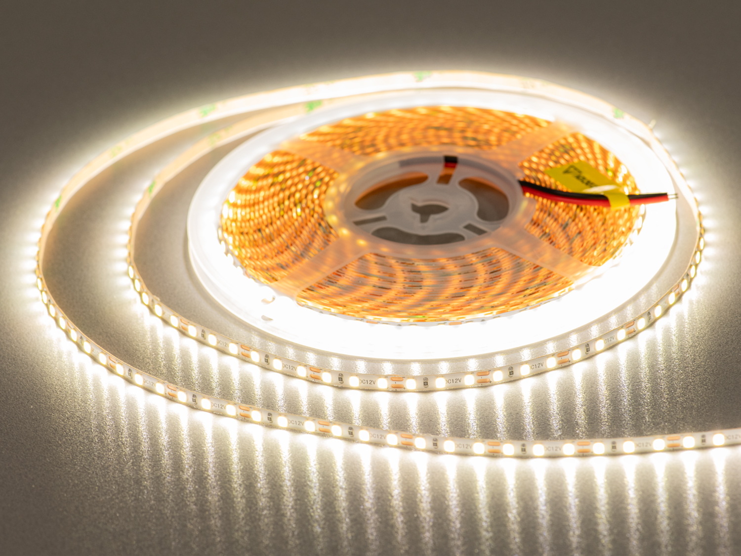 LED стрічка 12В, 120 діодів на метр, 5мм, нейтральний. Придбавши цю лед стрічку, ви отримуєте високу якість і надійність, гарантовану українським брендом. LED стрічка 12В, 120 діодів на метр, 5мм, нейтральний. Придбавши цю лед стрічку, ви отримуєте високу якість і надійність, гарантовану українським брендом.