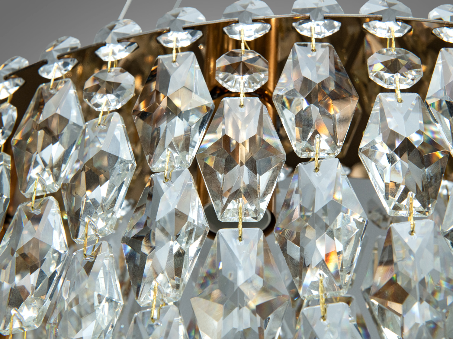 Підвісна люстра Diasha класика золото 8xE14