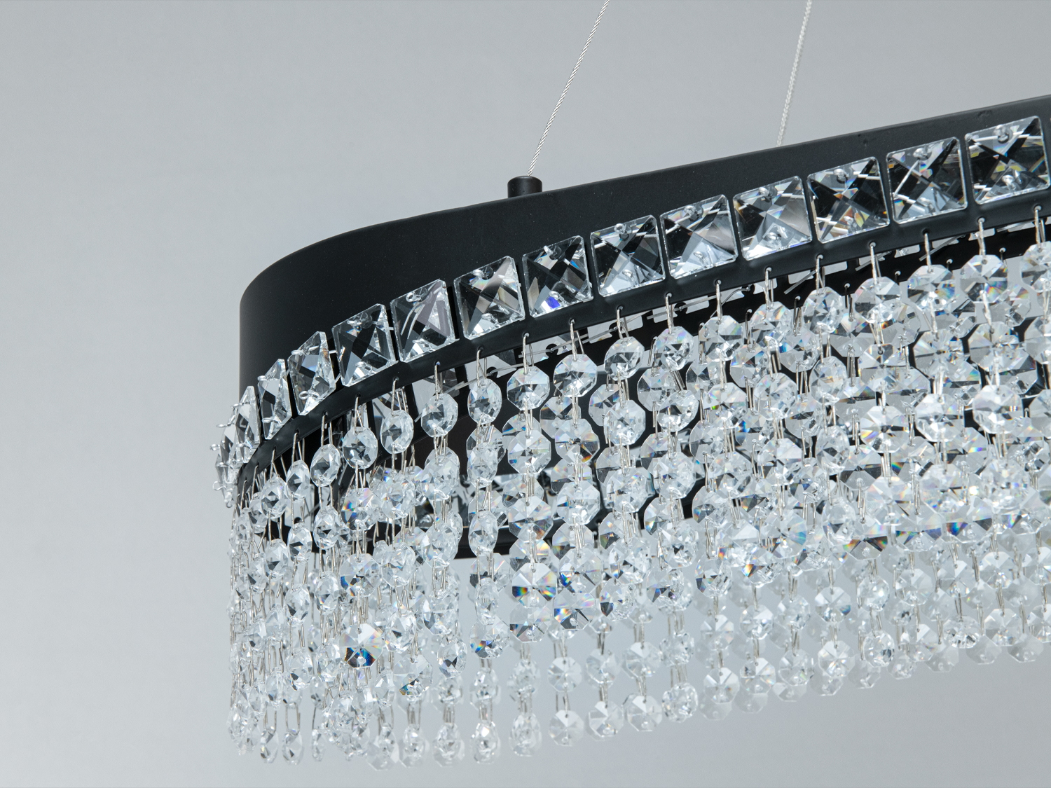 Люстра підвісна кришталева Diasha овальна LED