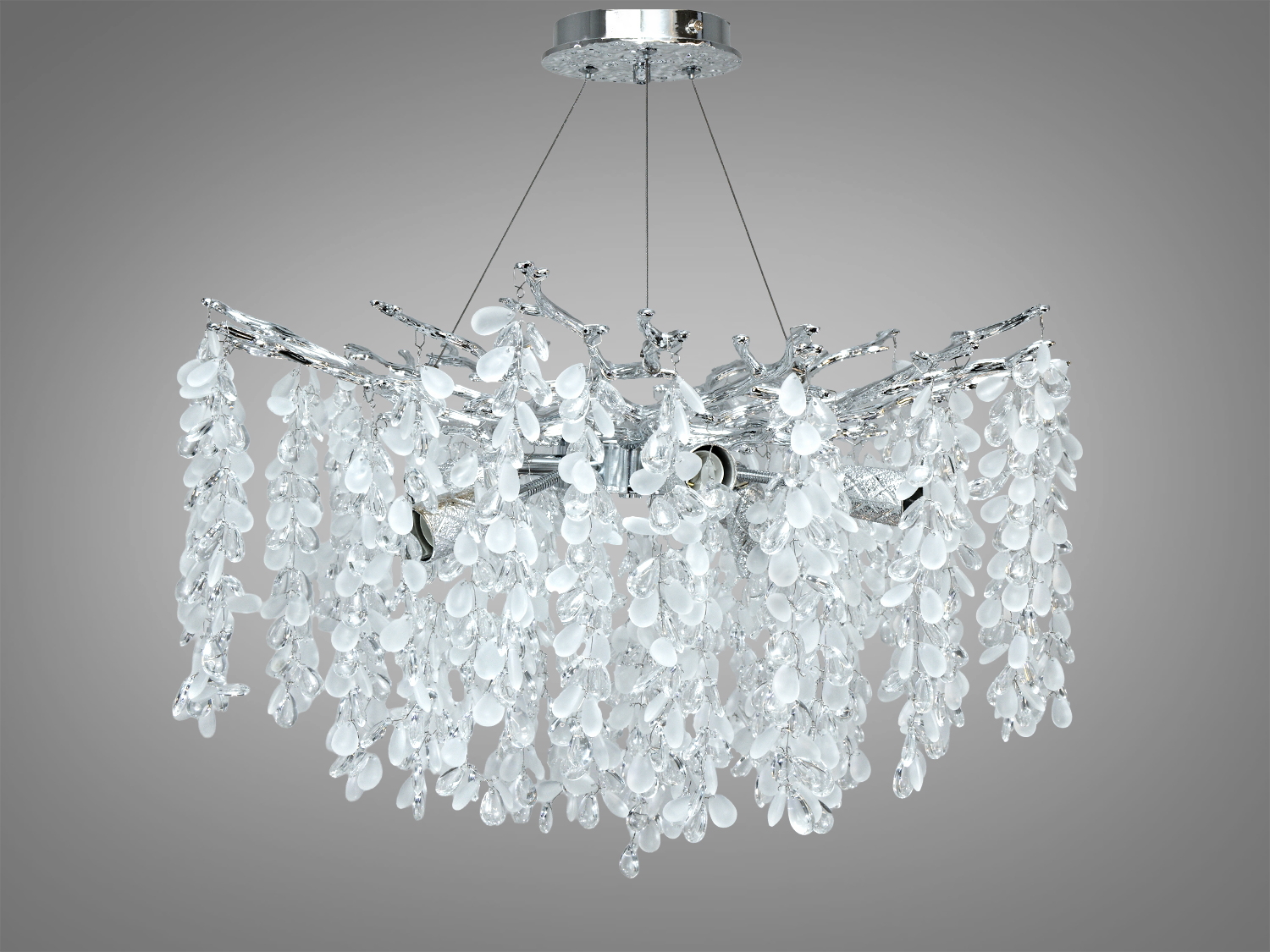 Підвісна кришталева люстра Гліцинія, хром, 4xE14. Регульована висота, монтаж на планку, освітлення до 8 м². Алюмінієвий каркас, кришталеві підвіски. Керування — настінний вимикач.