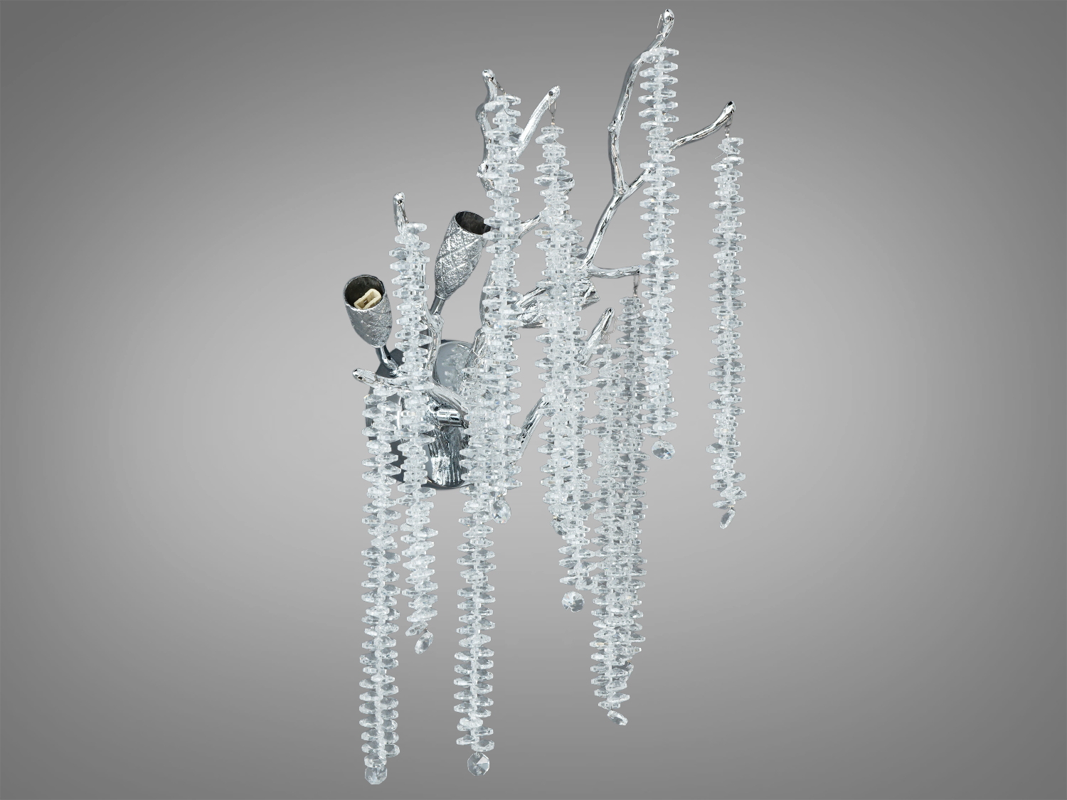 Декоративний світильник з металевими елементами та кришталевими підвісками, що імітують гілки Гліцинії, підходить для розкішного інтер′єру.