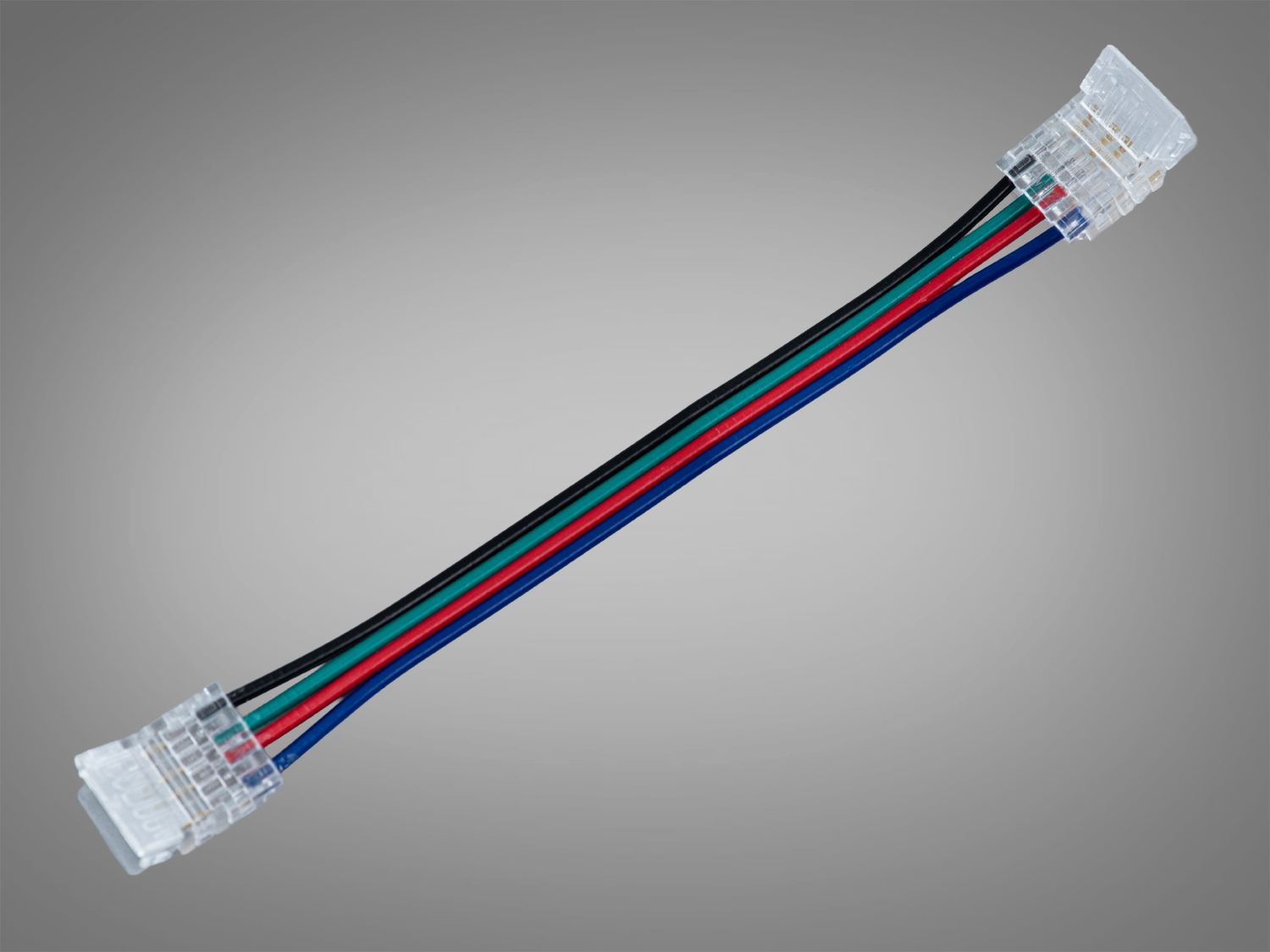 З′єднувальний кабель з чотирма кольоровими проводами для світлодіодних стрічок. Прозорі конектори забезпечують надійний контакт.