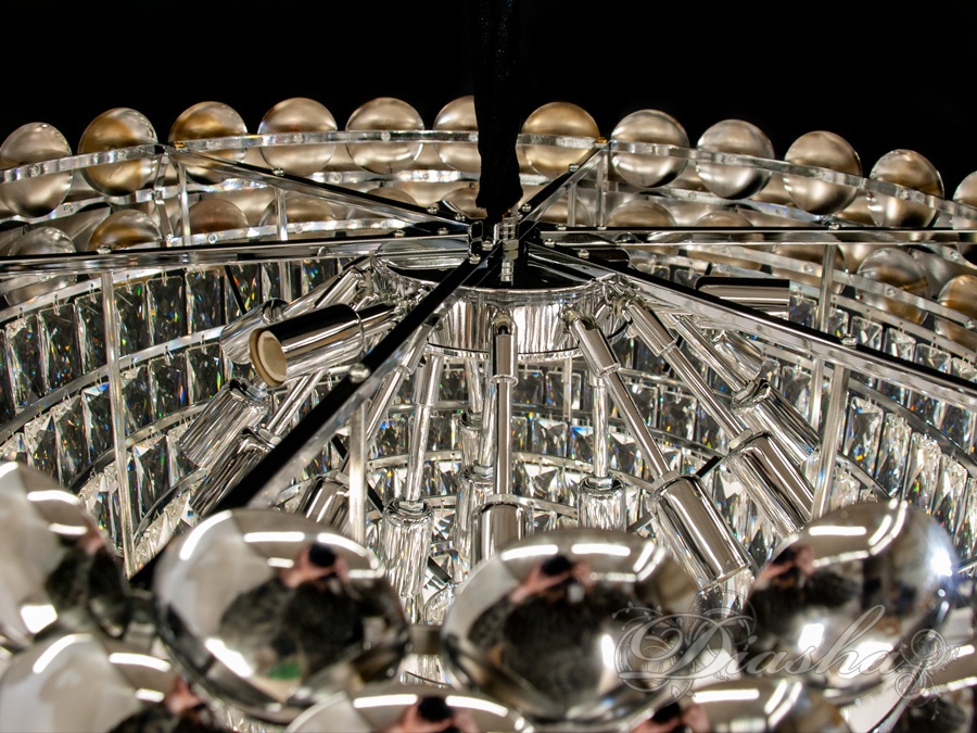 Символ стилю та затишку, кришталева люстра в зал, 19 ламп, хром