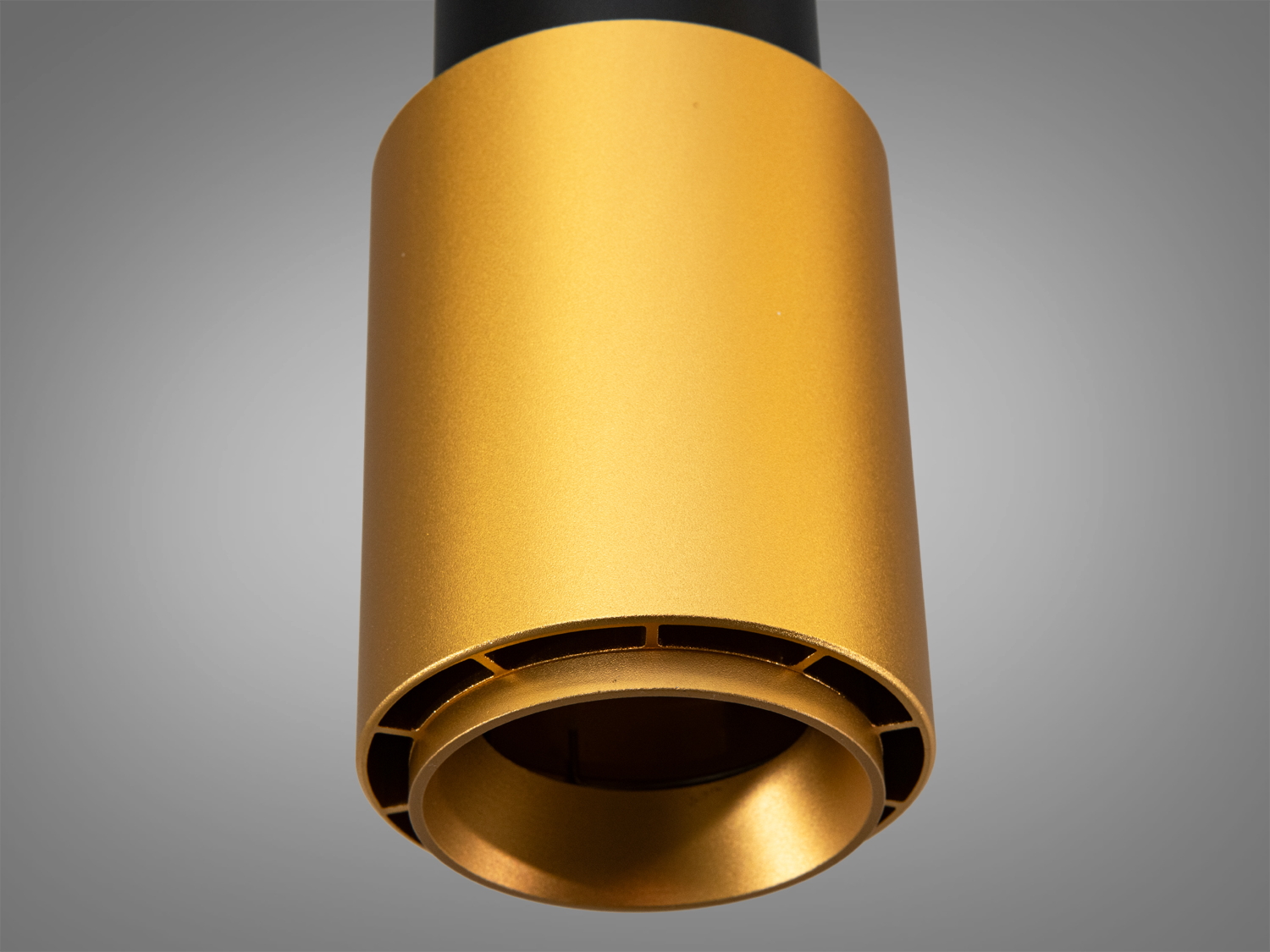 Підвісний світильник тубус чорний золото GU10