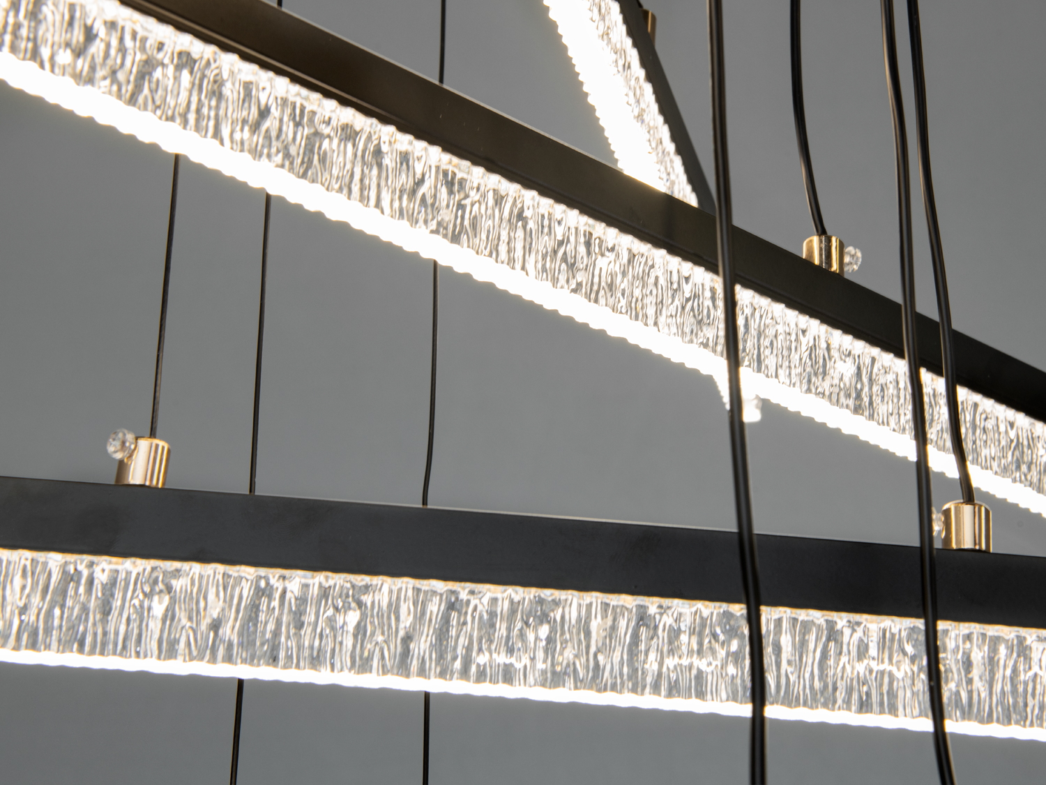 Підвісна LED люстра чорний 70W