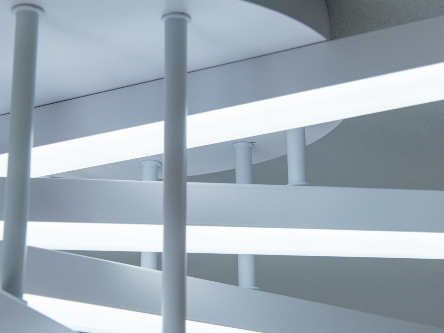 Стельова люстра Diasha біла LED 70W 5 модулів