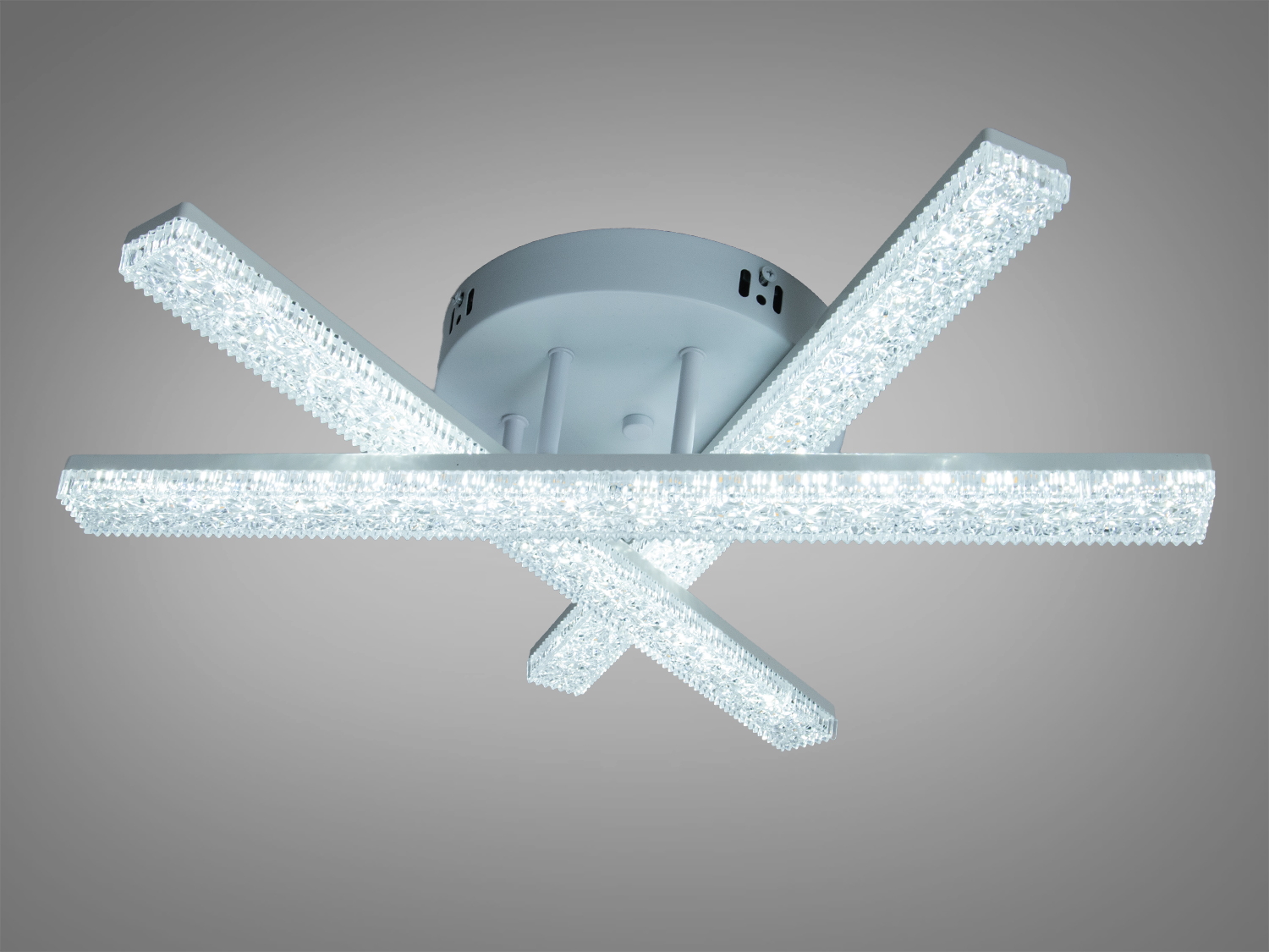 Біла стельова LED-люстра 48 W з 3 модулями та перемиканням теплого/нейтрального/холодного світла настінним вимикачем. Рекомендована площа освітлення — до 8 м².