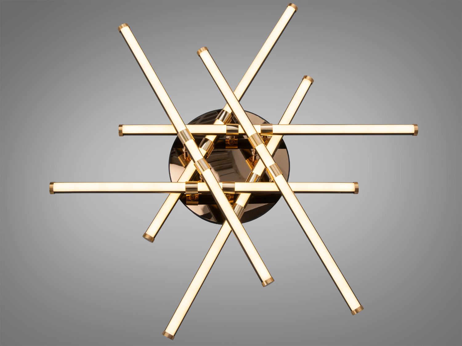 Лампа з теплим світлом, що випромінюється з перехресних трубок. Ідеально підходить для затишних кімнат.