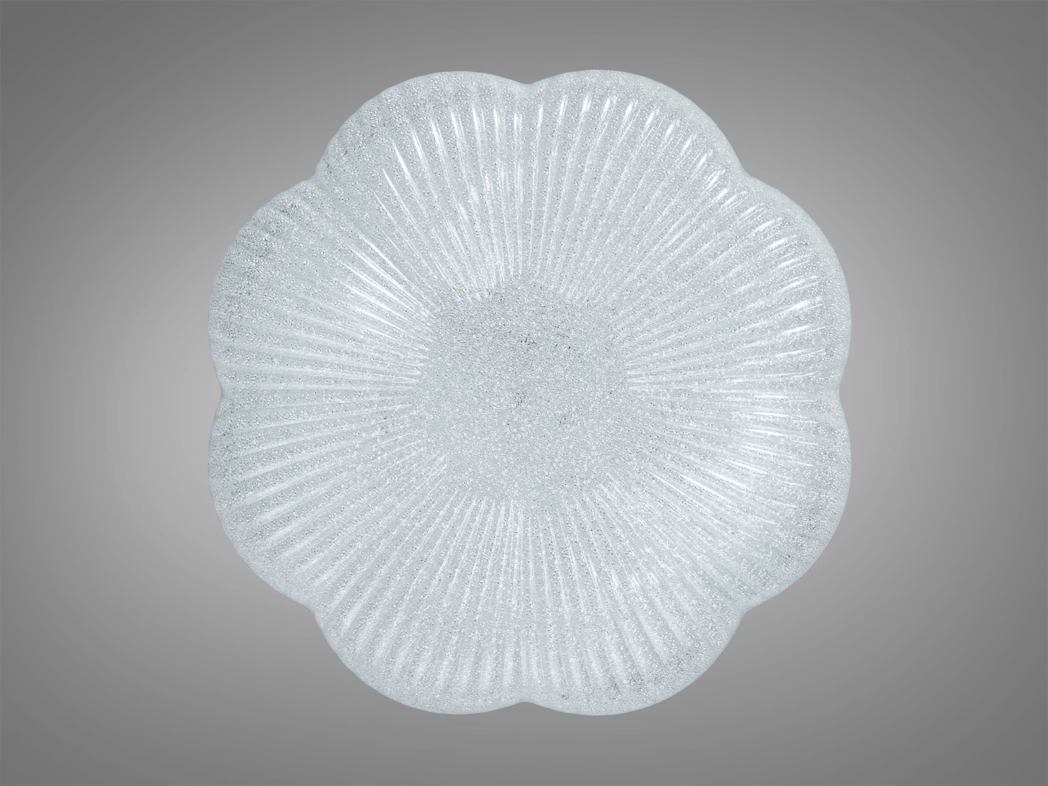 Декоративний світильник у формі квітки з прозорого скла, без світла. Використовується як елемент декору в інтер′єрі.