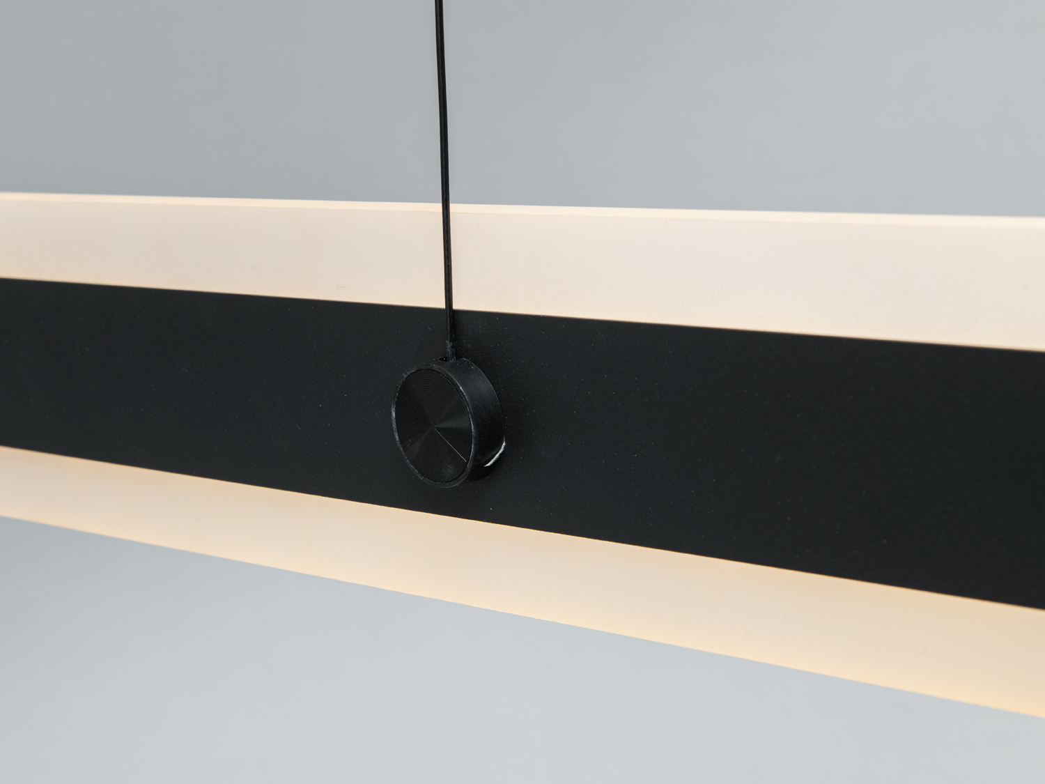 Підвісна лінійна LED люстра Diasha чорна 58W